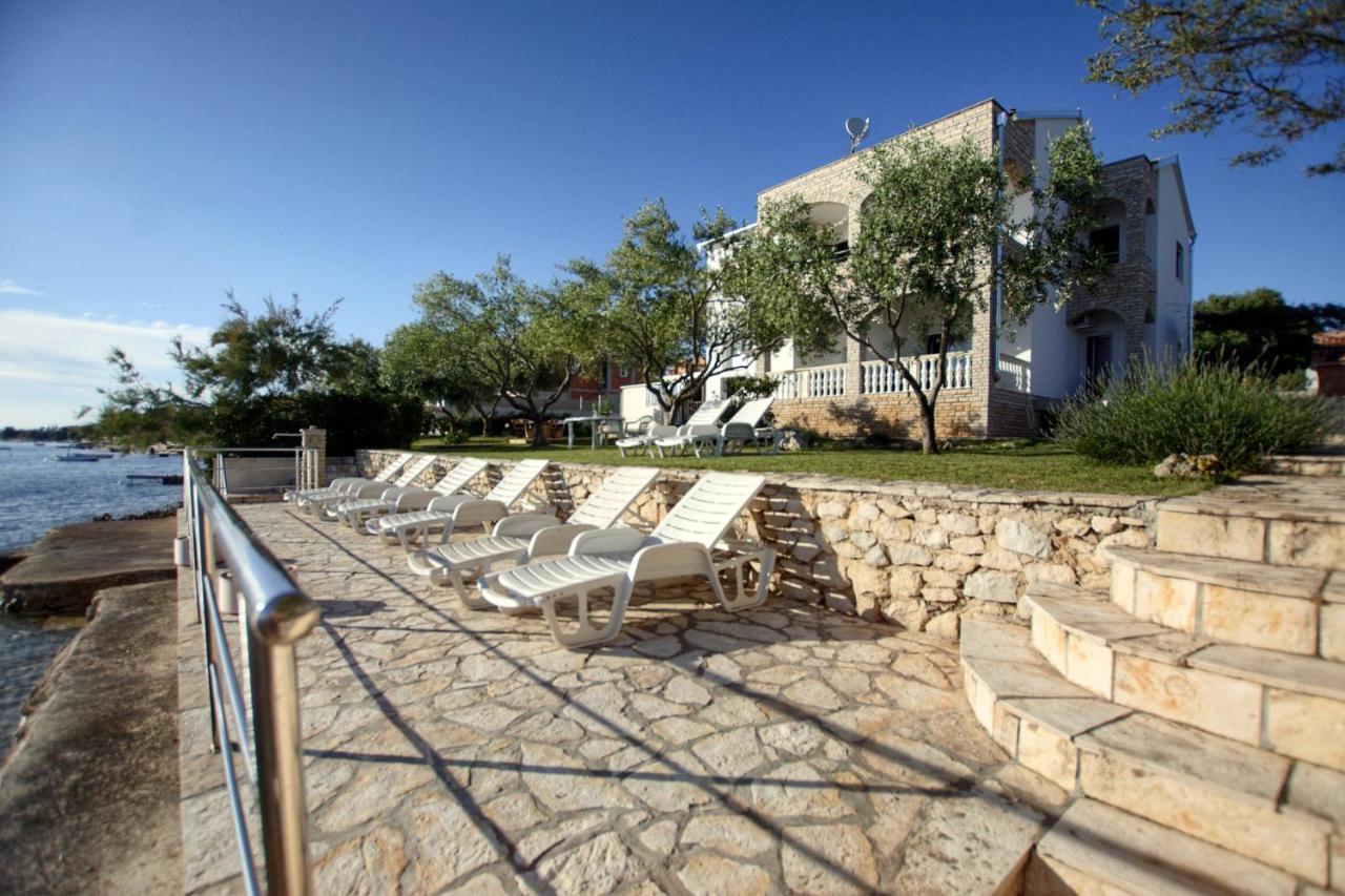 Apartments By The Sea Kozino, Zadar - 5803 Bagian luar foto